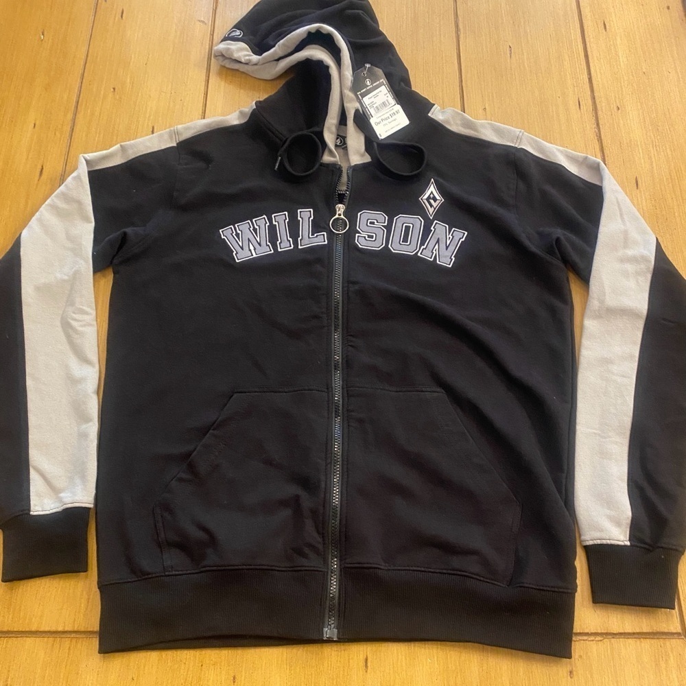 A’ja Wilson #22 WNBA Hoodie Zip Up Sweatshirt New Size Medium - Picture 14 of 14